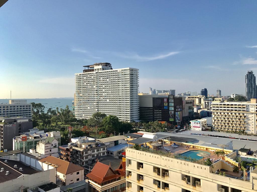 Base Central Pattaya By Alex Eksteriør billede